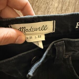 Madewell Relaxed Taper Black Jeans